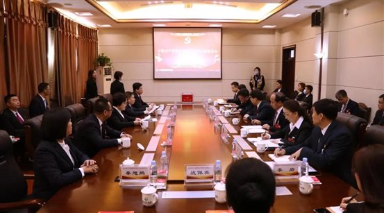 926ebe9e971c62d7f2e1de955a5d1bc6