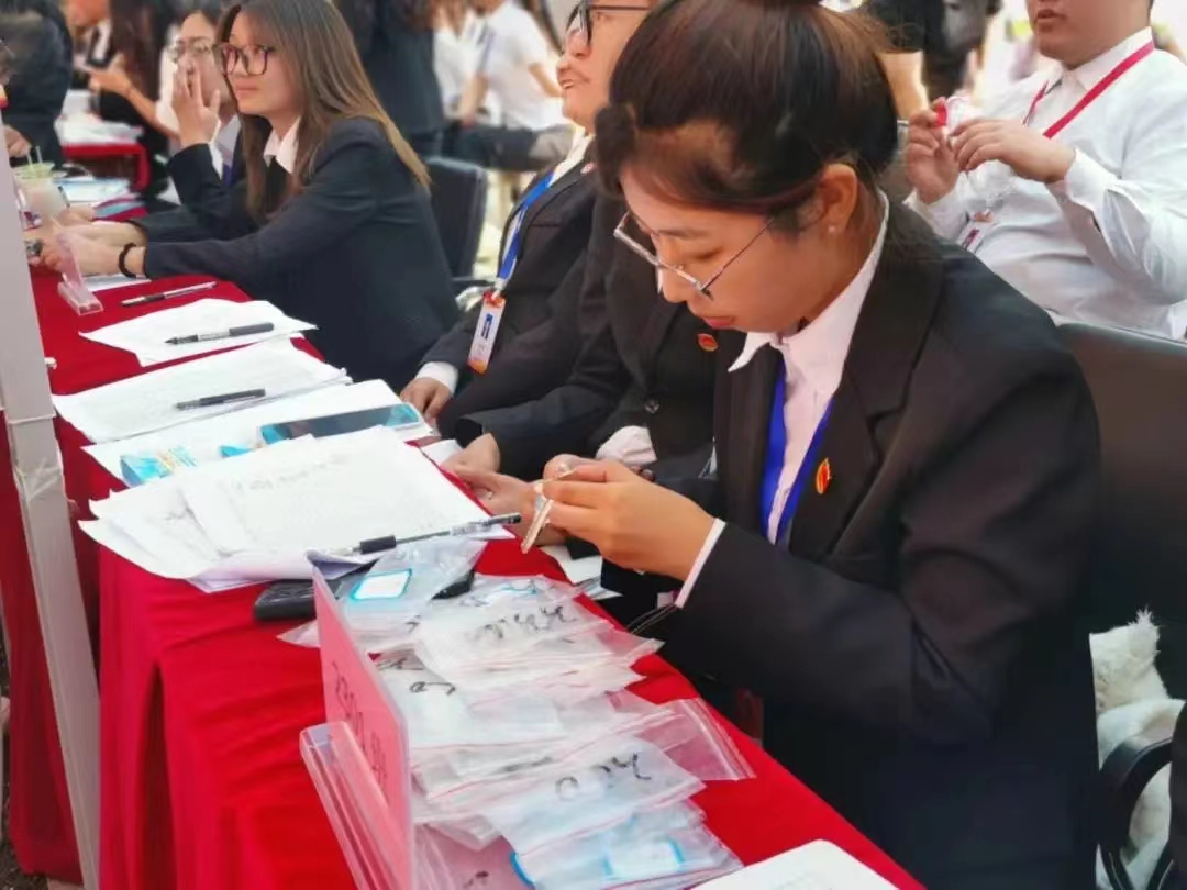 21ea29f65609d27ea0b2ed37b7f64d5